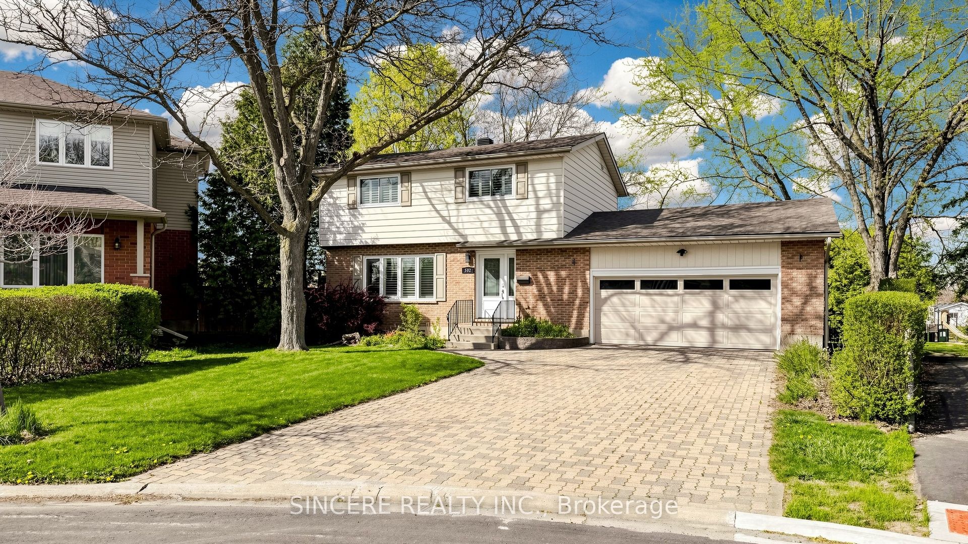 Additional image 3 of 592 Canewood Crescent, Waterloo, ON, N2L 5P5