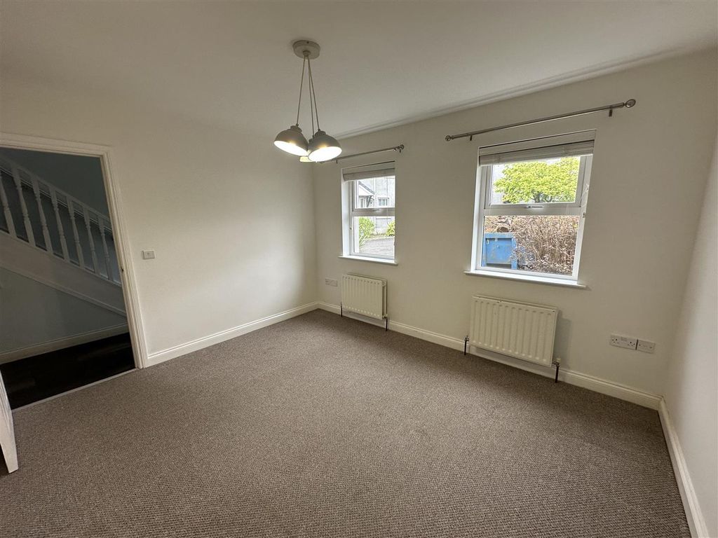 Additional image 5 of 4 bed detached house to rentLogan Gardens, Ballyclare BT39