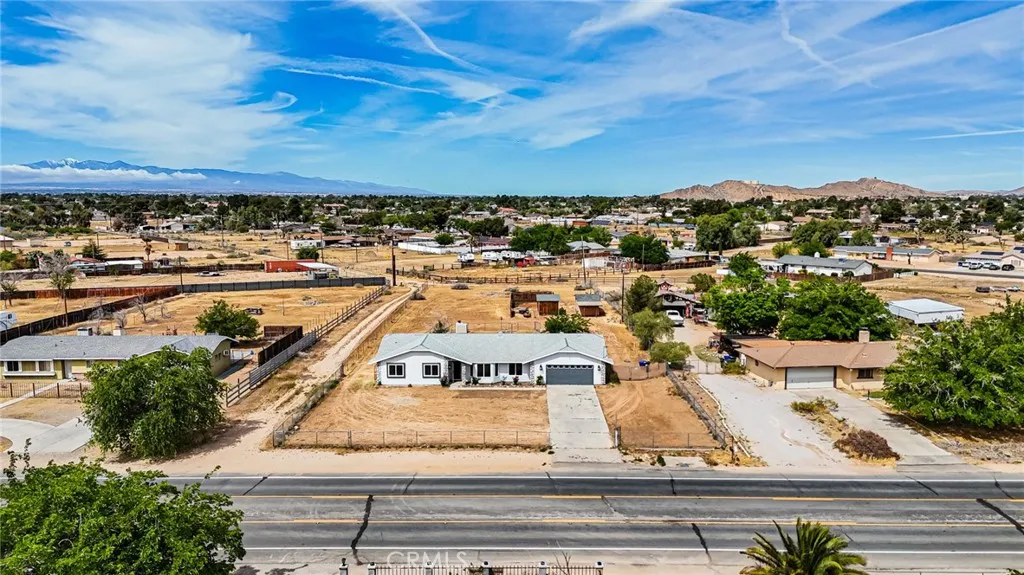 14280 Navajo Rd, Apple Valley, CA 92307 photo 3