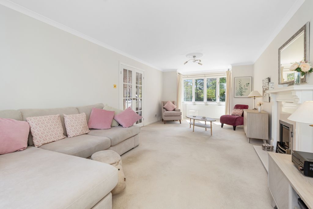 Additional image 3 of 5 bed villa for sale42 Eskfield Grove, Eskbank EH22