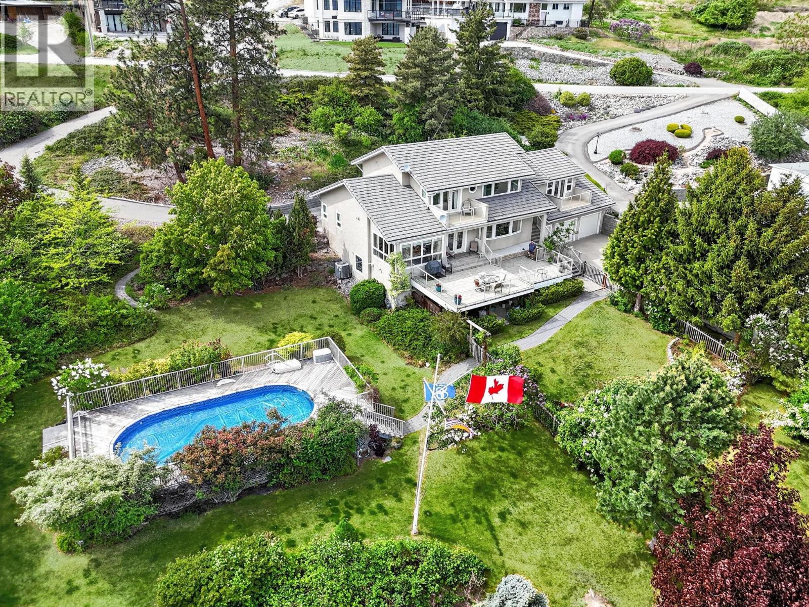 6226 Heighway Lane, Peachland, BC, V0H1X7