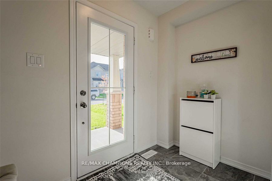 Additional image 3 of 7732 White Pine Crescent, Niagara Falls, ON, L2H 3R5