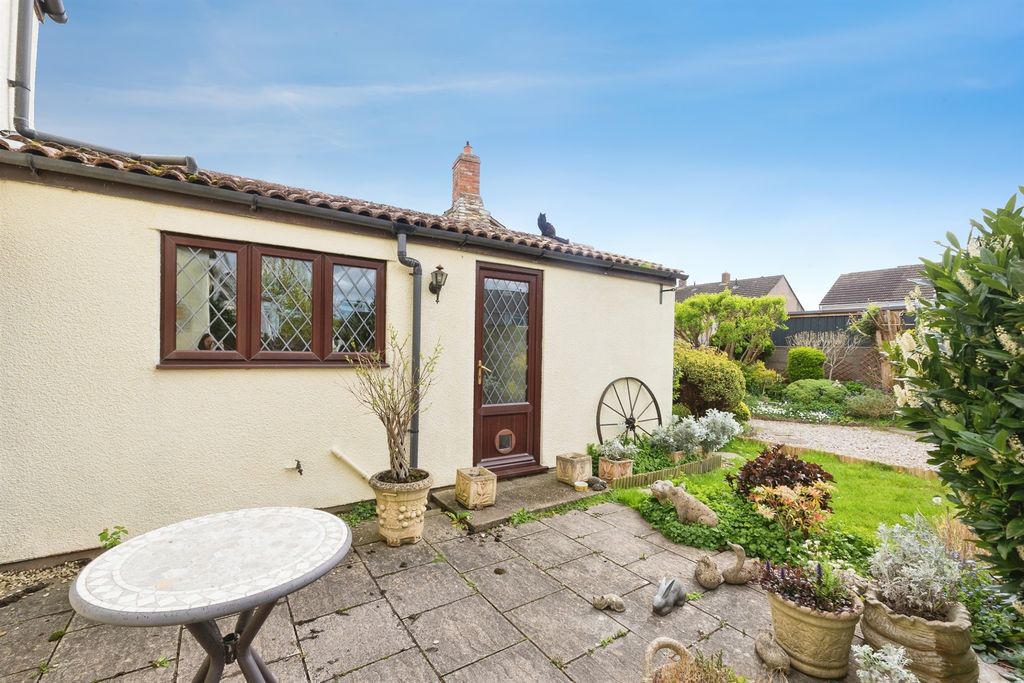 Additional image 8 of 2 bed cottage for saleWest Street, Oldland Common, Bristol BS30