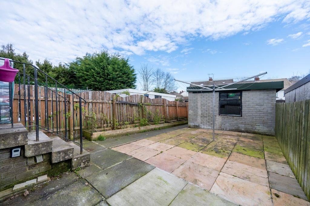 Additional image 15 of 3 bed terraced house to rentCunningham Drive, Giffnock, Glasgow G46