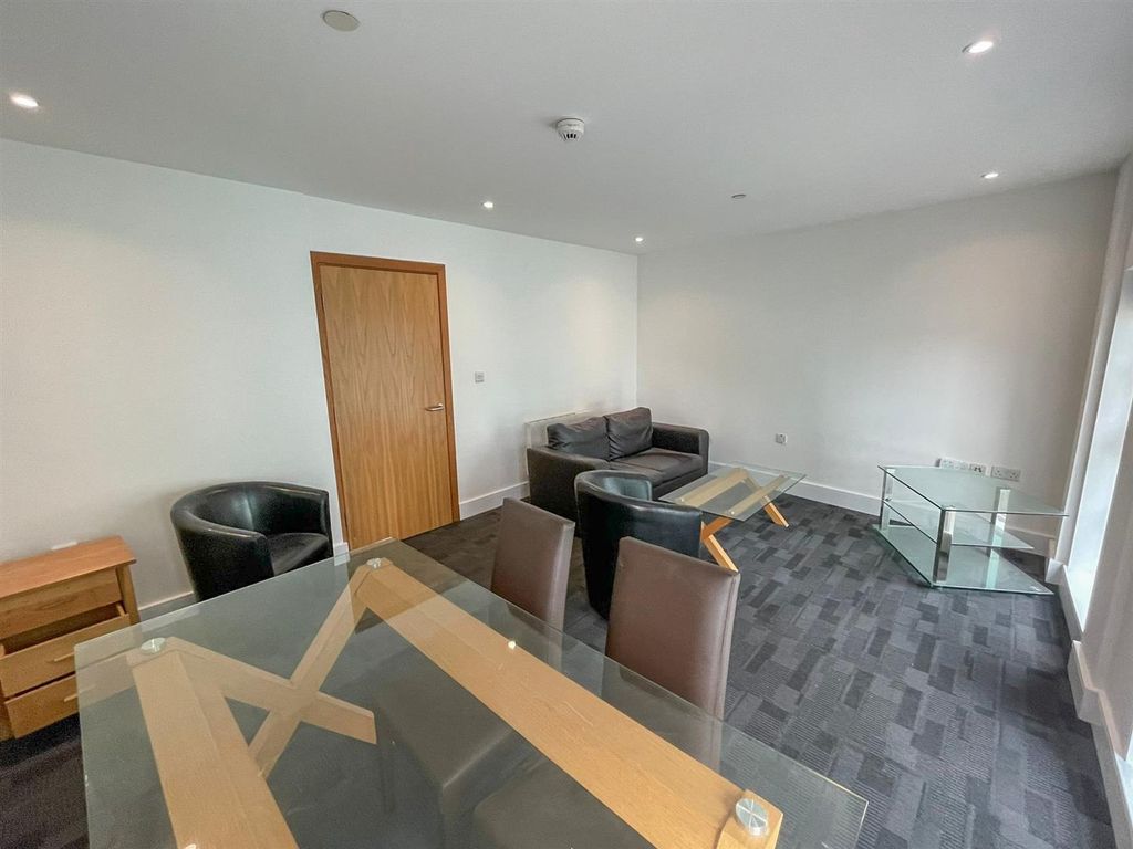 Additional image 3 of 2 bed flat to rentApt 1, The Courtyard, Malew Street, Castletown IM9