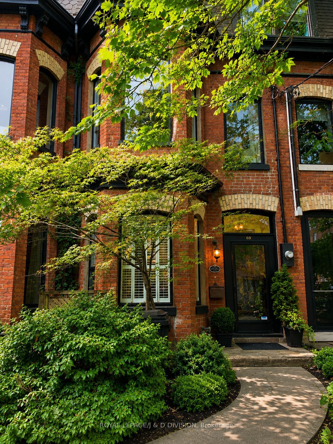 Additional image 2 of 69 Sullivan Street, Toronto, ON, M5T 1C2
