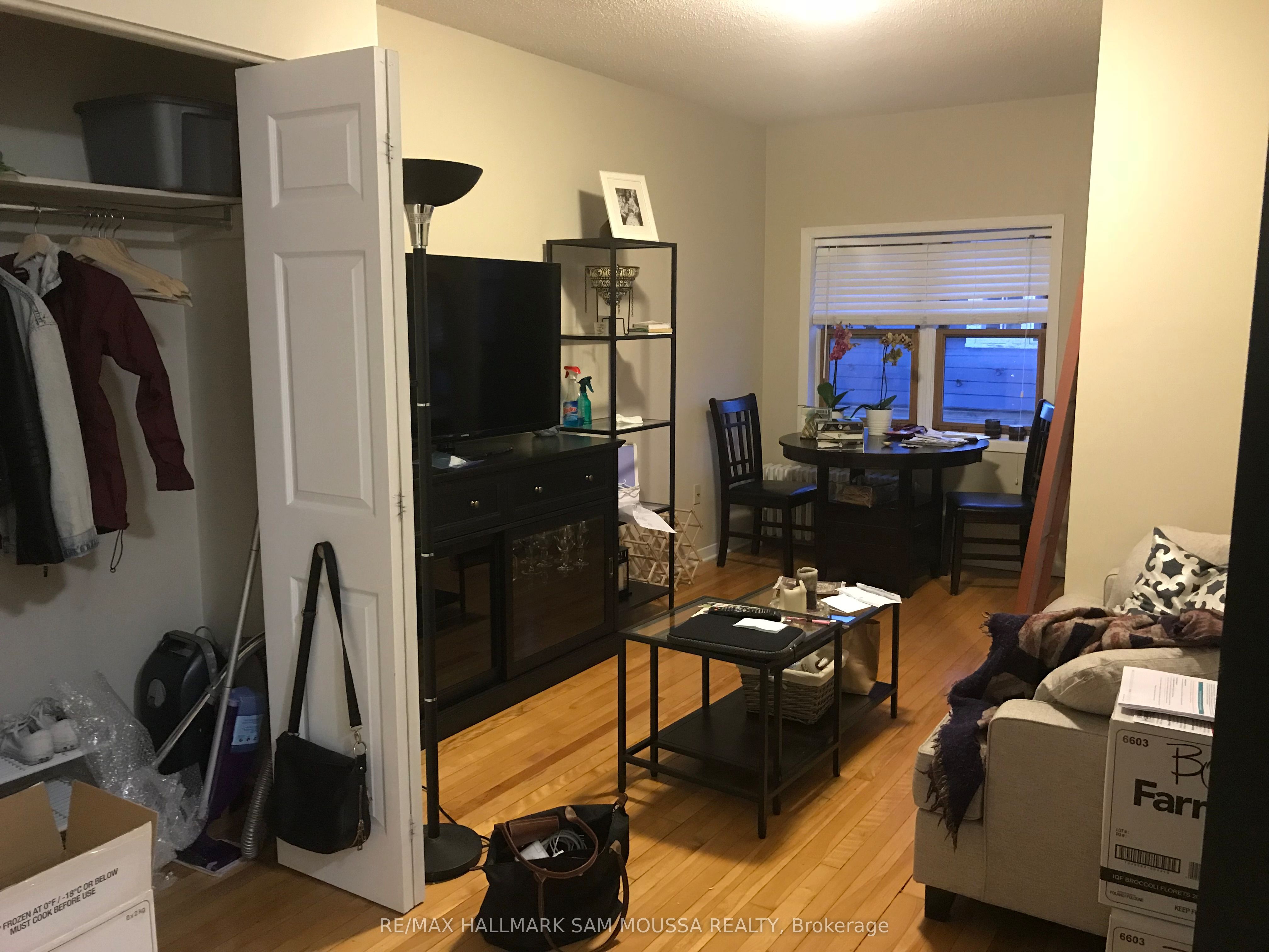 Additional image 3 of 9-232 Cooper Street, Ottawa, ON, K2P 0G4