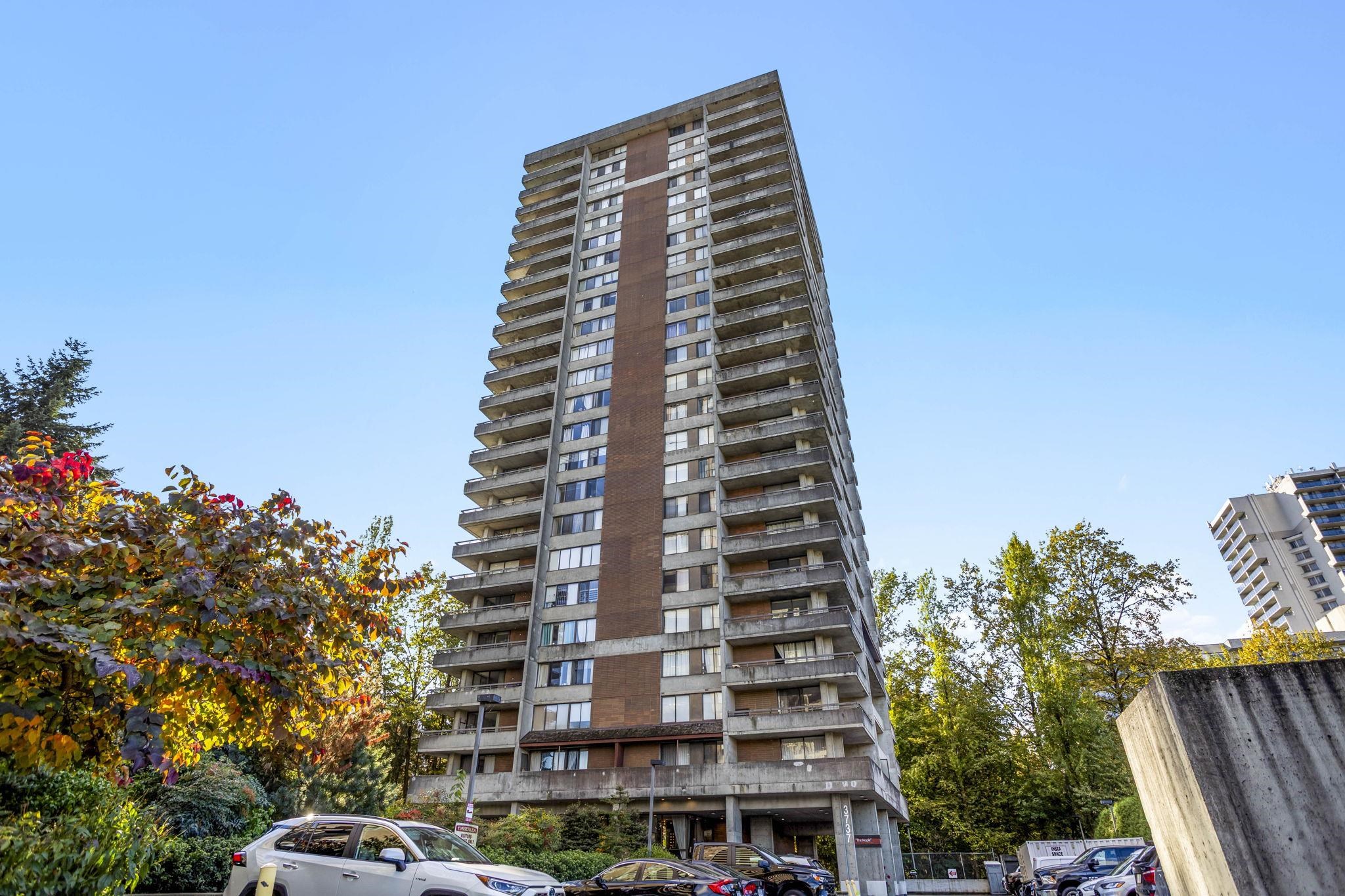 1605-3737 Bartlett Court, Burnaby, BC, V3J 7E3