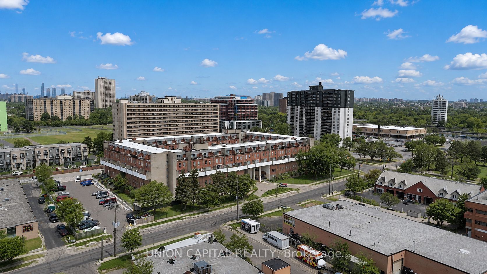 Additional image 2 of 126-10 Eddystone Avenue, Toronto, ON, M3N 2T2