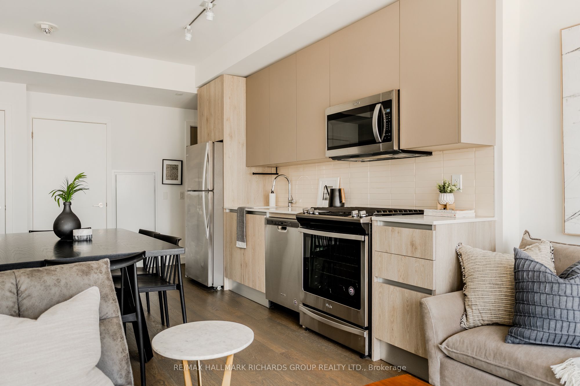Additional image 3 of 2404-2A Church Street, Toronto, ON, M5E 0E1