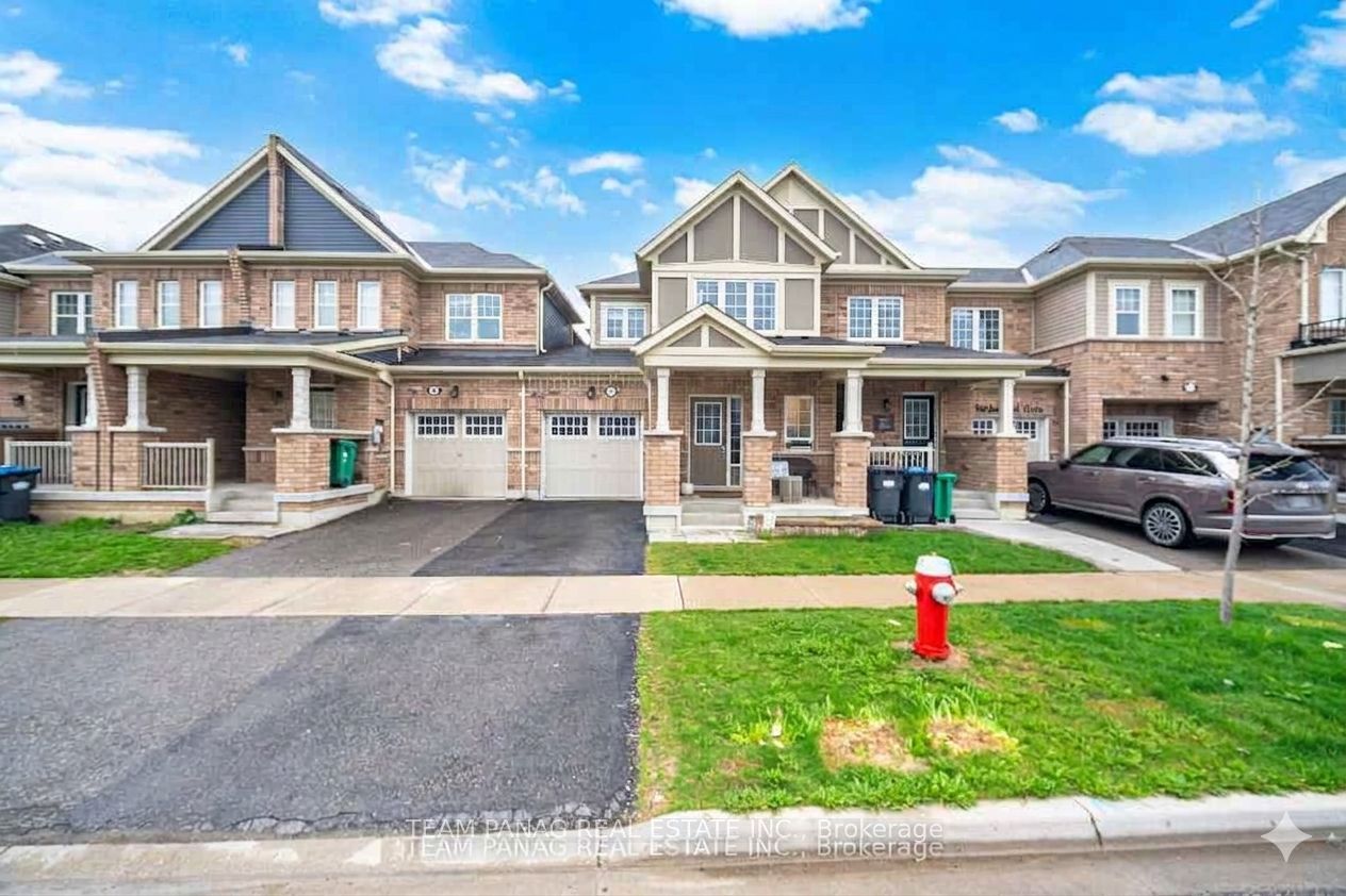 10 Donlamont Circle, Brampton, ON, L7A 4T5 photo 2