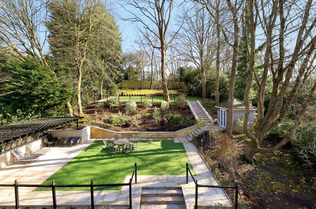 Additional image 27 of 6 bed detached house for saleValley Way, Gerrards Cross SL9