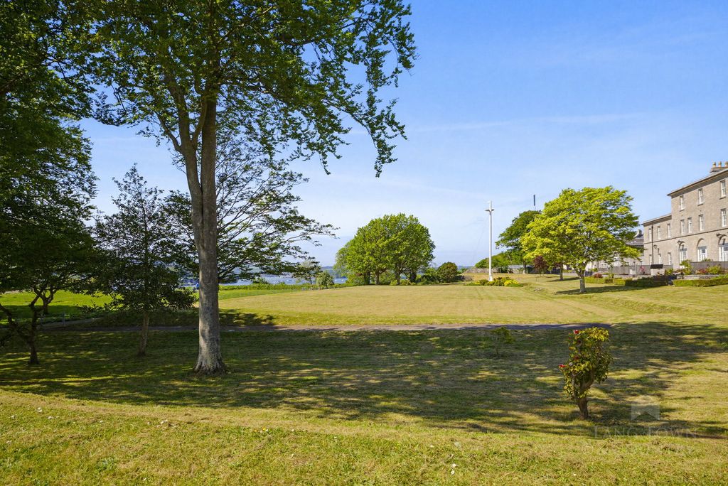 Additional image 21 of 3 bed penthouse for saleLeeward House, Discovery Road, Plymouth PL1