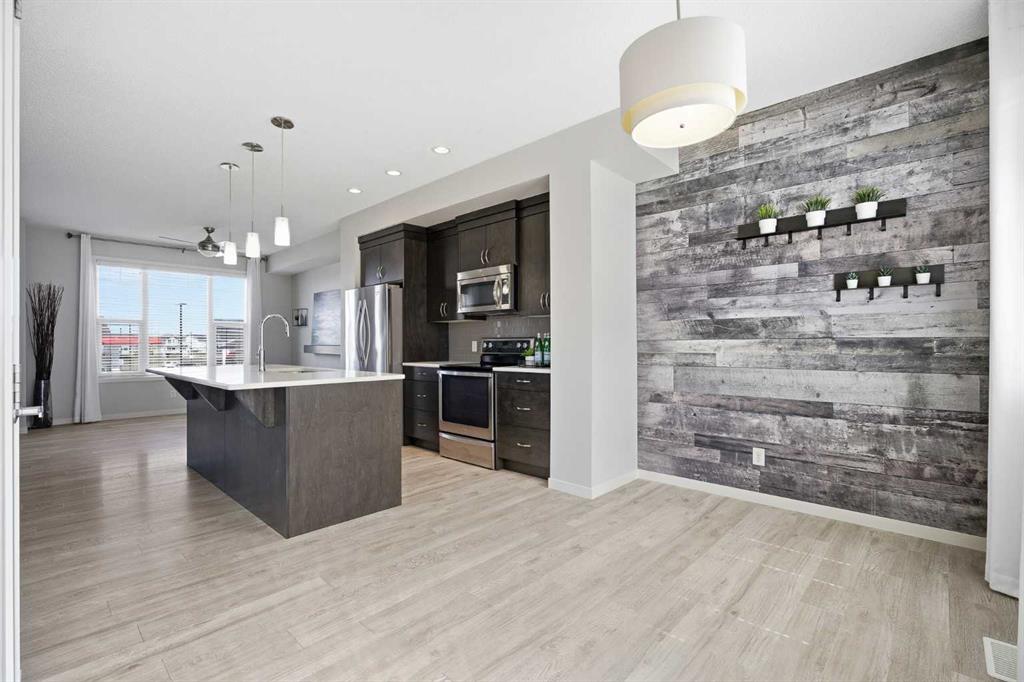 Additional image 5 of 101 New Brighton Walk SE, Calgary, AB, T2Z 5C7