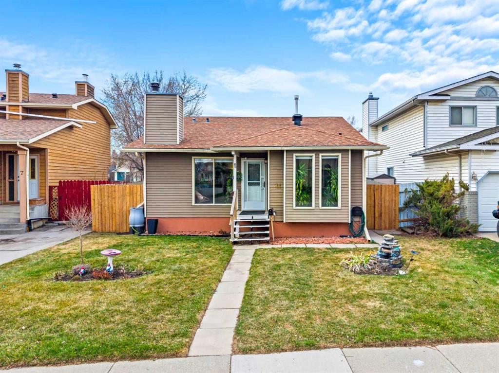 11 Deersaxon Circle SE, Calgary, AB, T2J 6V8