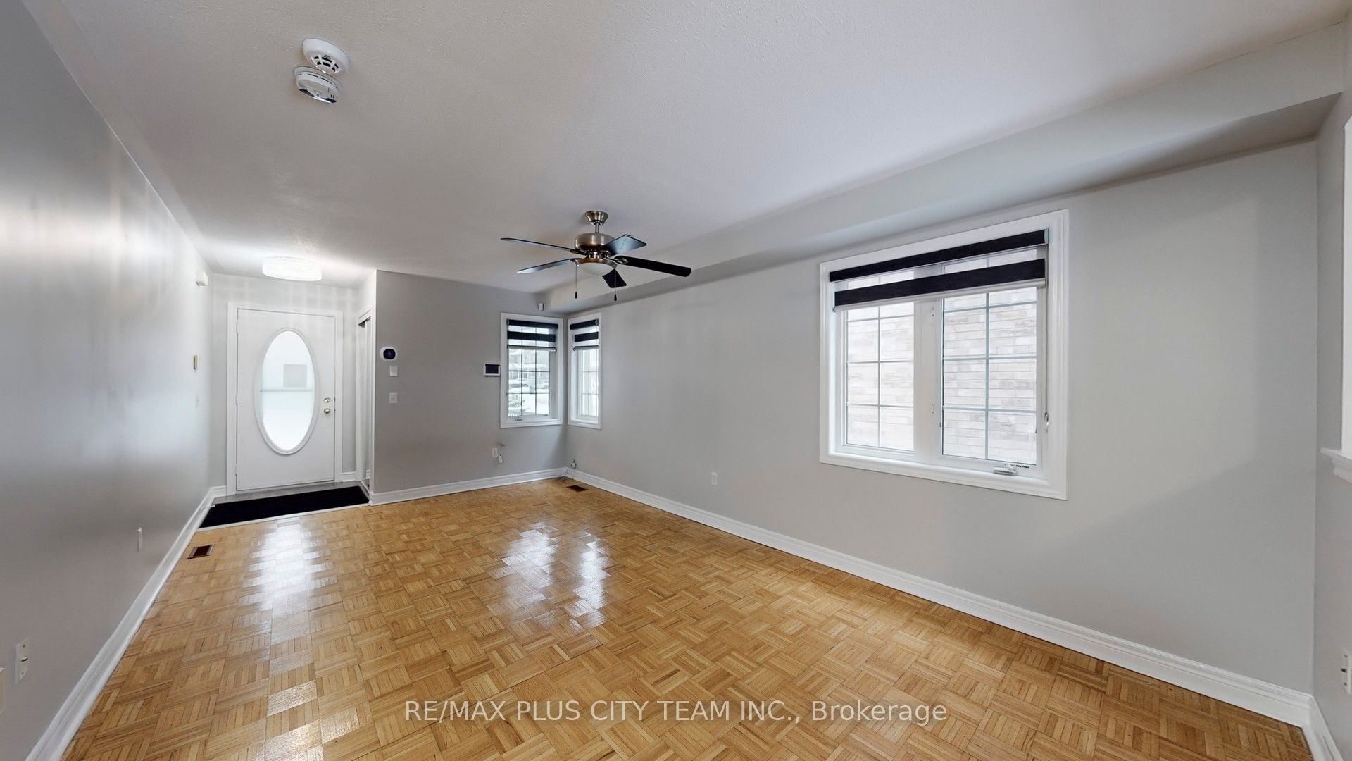 4 Slessor Lane, Brampton, ON, L6P 1M3 photo 2