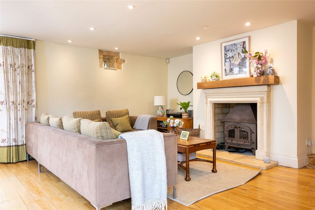 Additional image 6 of 5 bed detached house for salePaxford, Moreton-In-Marsh, Gloucestershire GL56