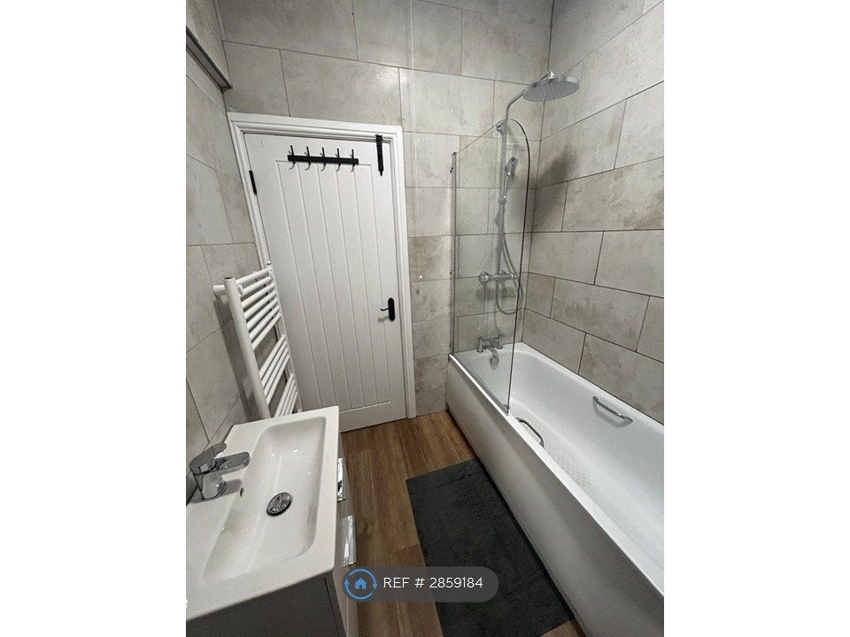 Additional image 10 of 1 bed flat to rentPenrhyn Road, Colwyn Bay LL29