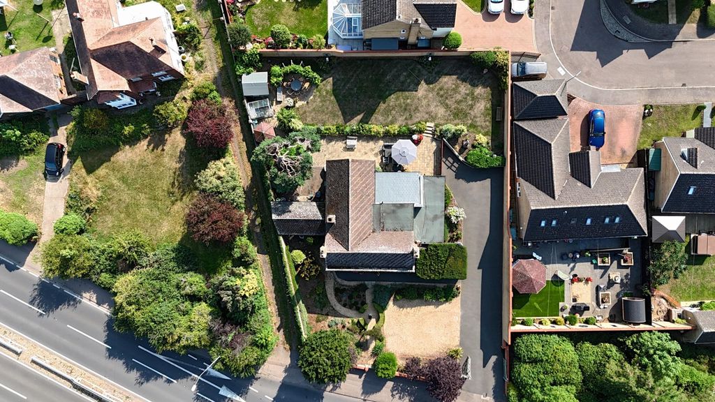 Additional image 9 of 4 bed property for saleLondon Road, Sandy SG19