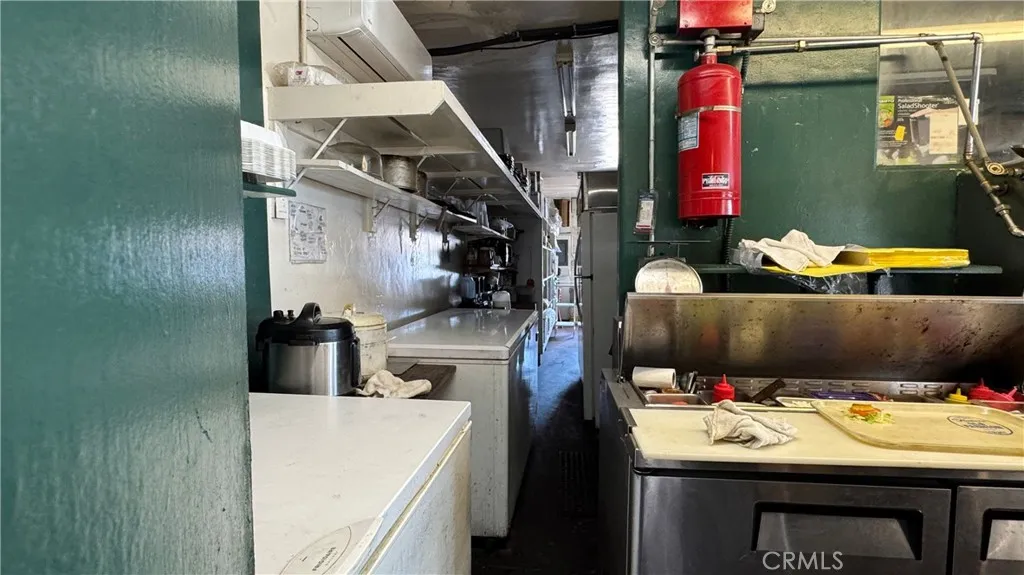 Additional image 16 of 690 C Street, Turlock, CA 95380