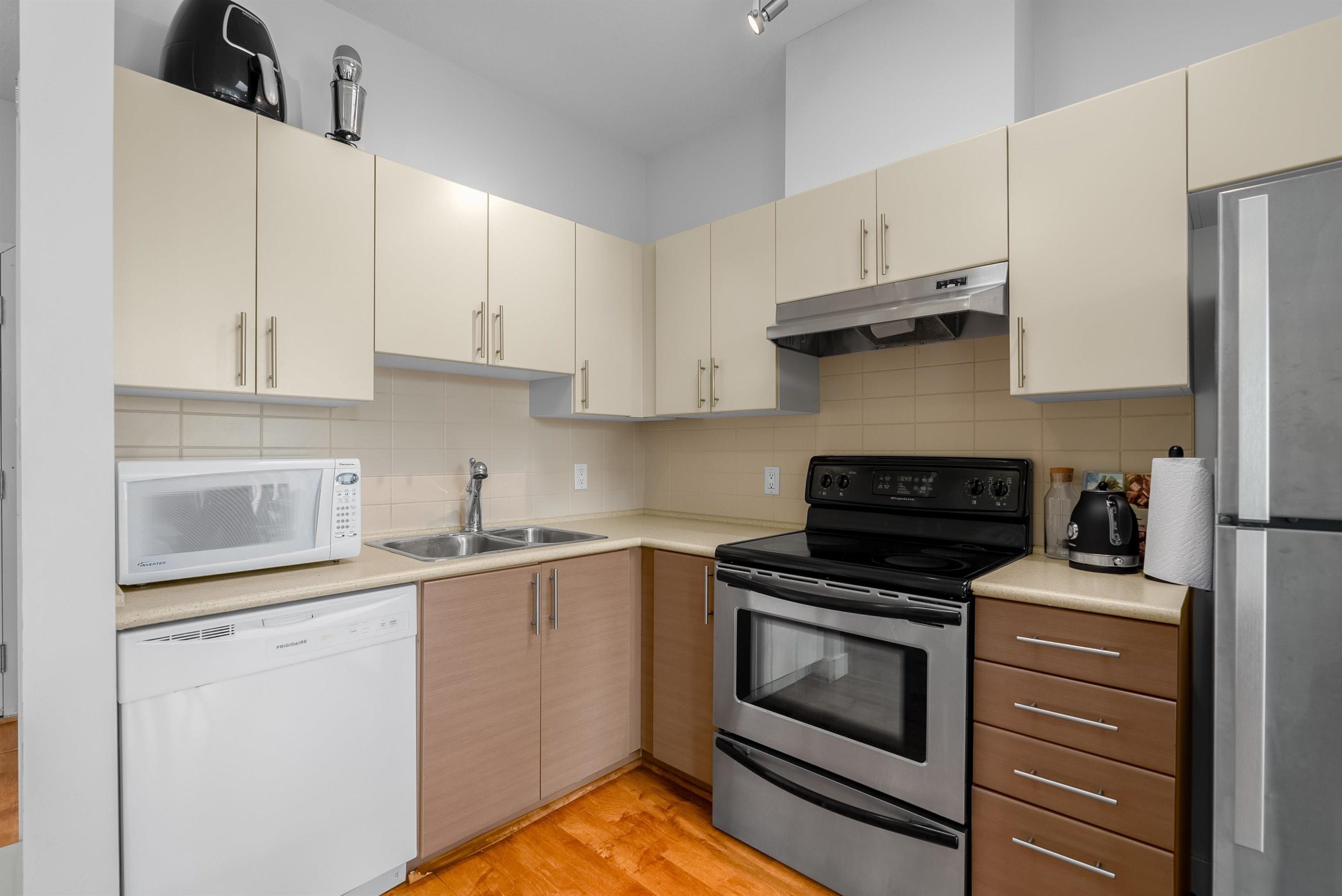 Additional image 3 of 4xx-5692 Kings Road, Vancouver, BC, V6T 1K8