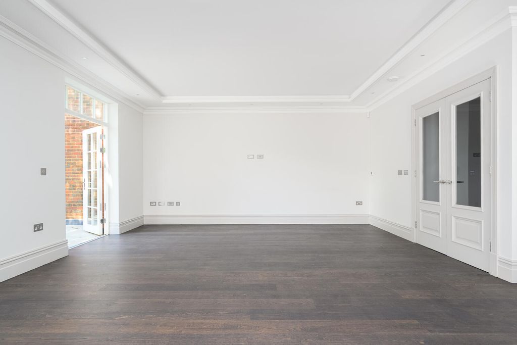 Additional image 5 of 2 bed flat to rentLondon Road, Sunningdale SL5