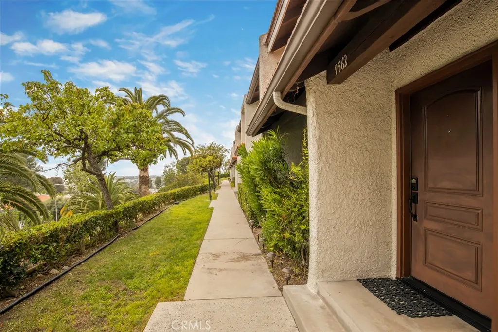 Additional image 4 of 9562 Via Bernardo, Burbank, CA 91504