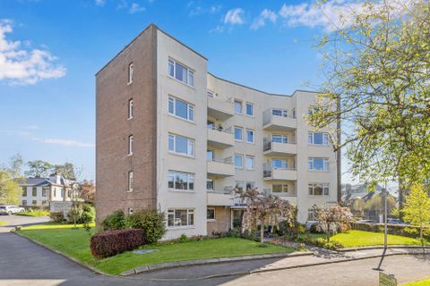 83 Falcon Court, Morningside, Edinburgh EH10