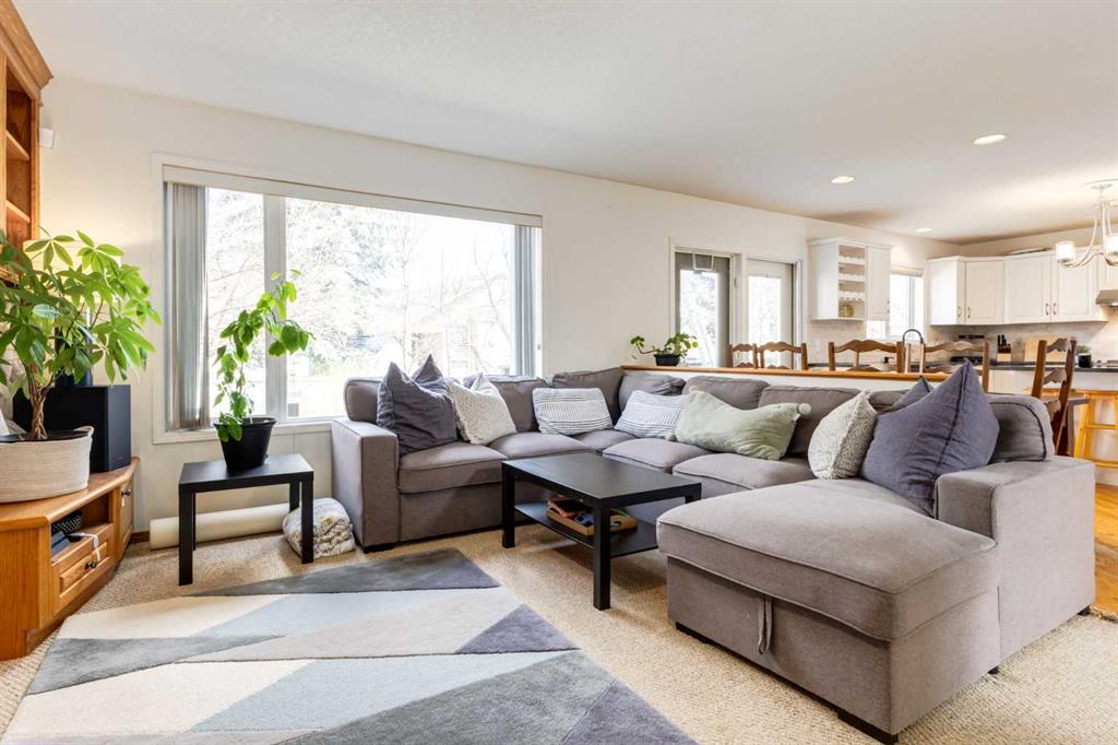 Additional image 4 of 439 Mountain Park Drive SE, Calgary, AB, T2Z 2N9