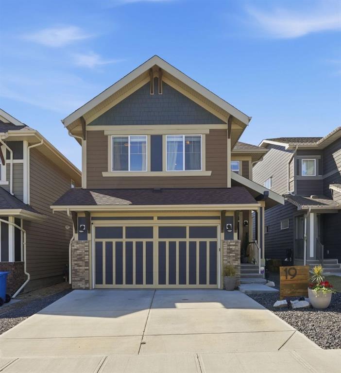 19 Masters Green SE, Calgary, AB, T3M2T4