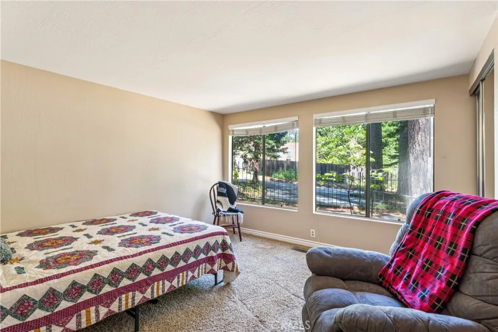 Additional image 15 of 27821 Peninsula Dr N Unit 315, Lake Arrowhead, CA 92352