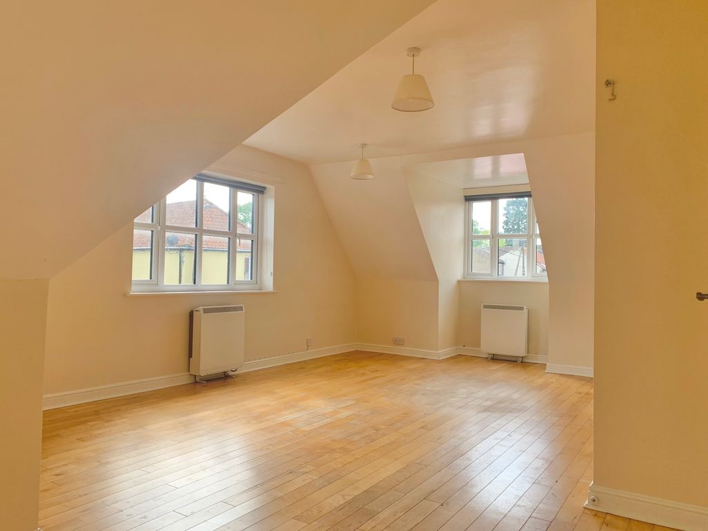 Additional image 2 of 2 bed flat to rentHigh Street, Brandon IP27