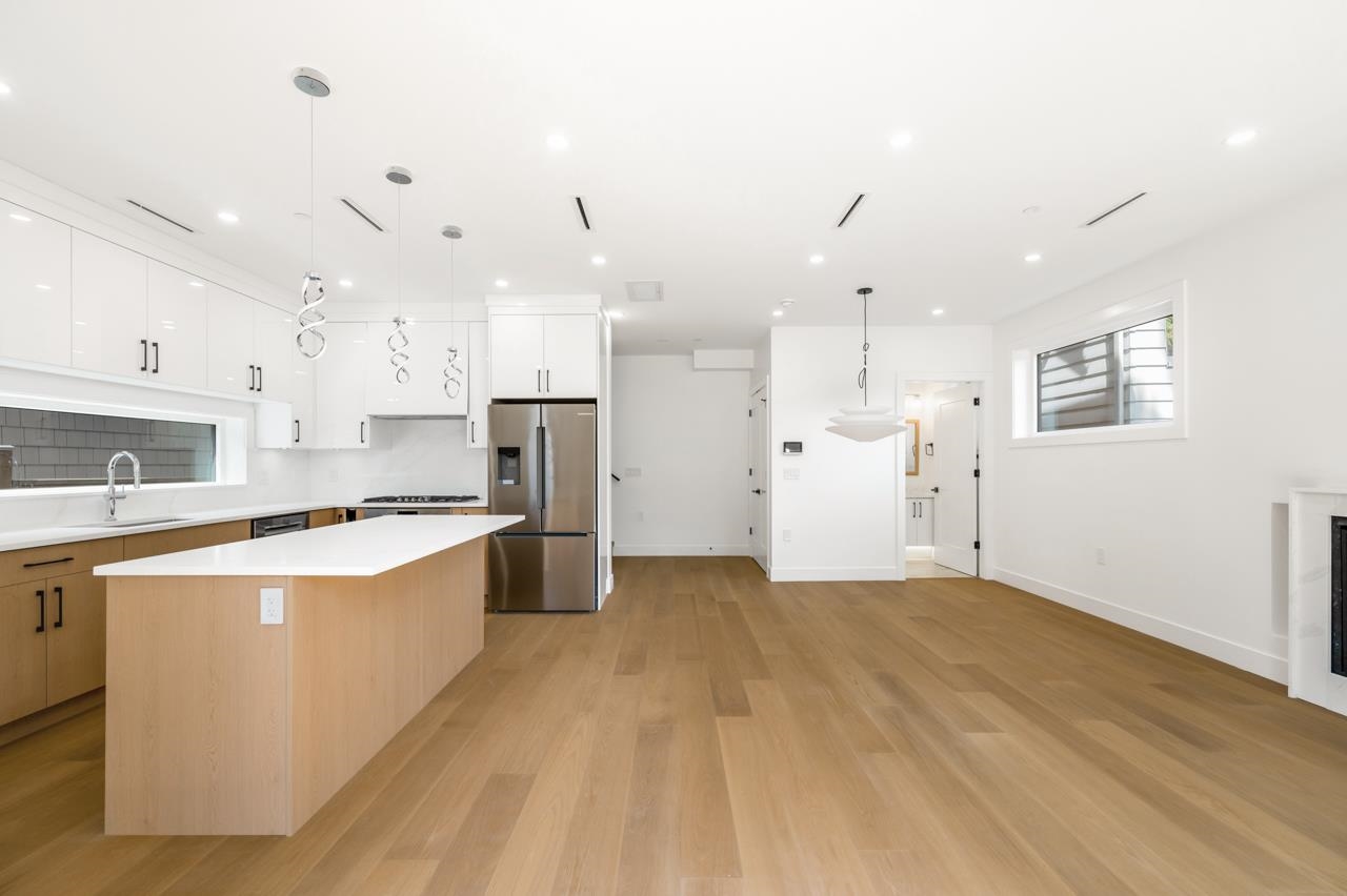 Additional image 6 of 2-950 17th Ave , Vancouver, BC, V5Z 1V4