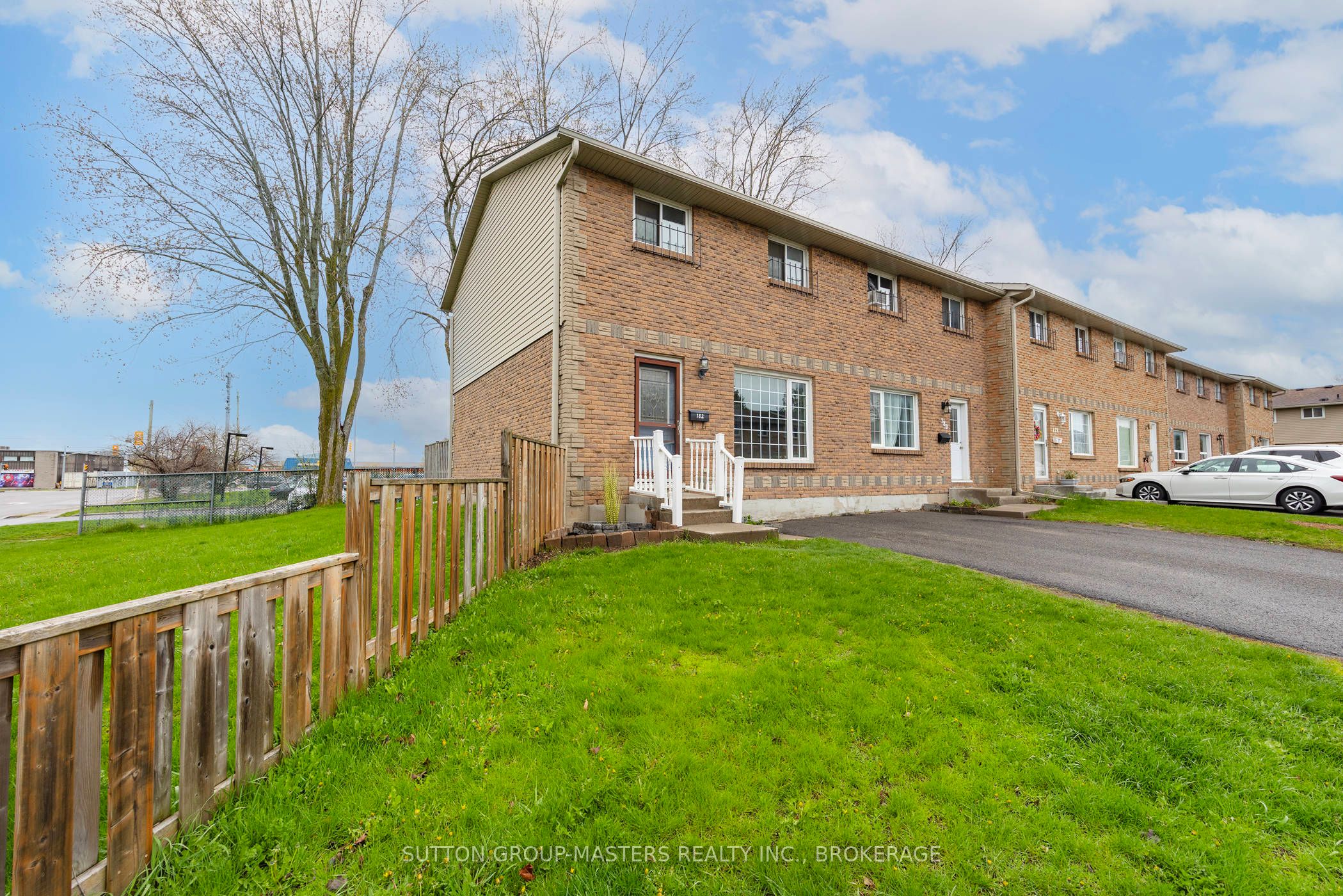 Additional image 2 of 182 Rosemund Crescent, Kingston, ON, K7M 6Z1