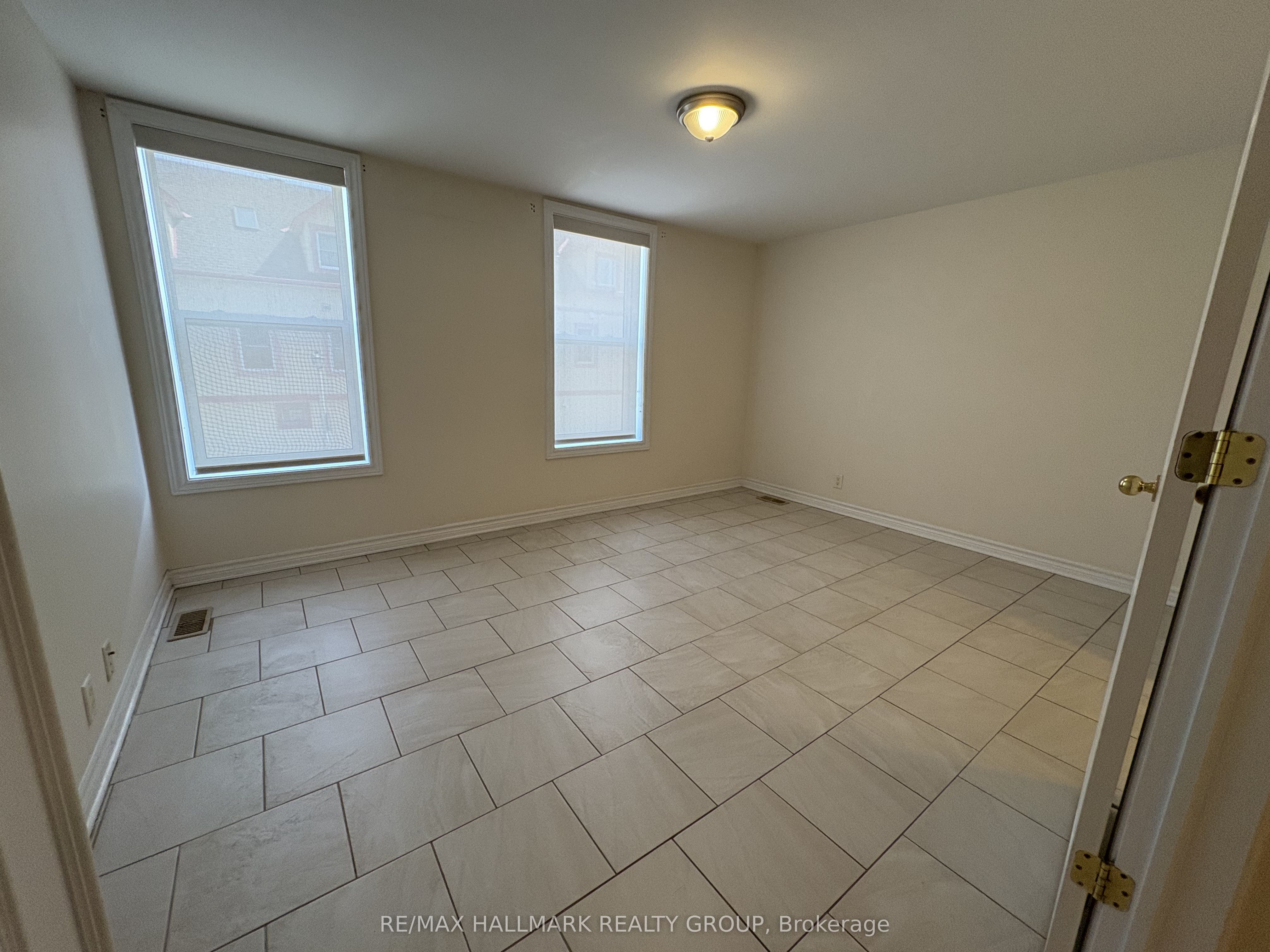 Additional image 5 of 238 Cumberland Street, Ottawa, ON, K1N 7H5