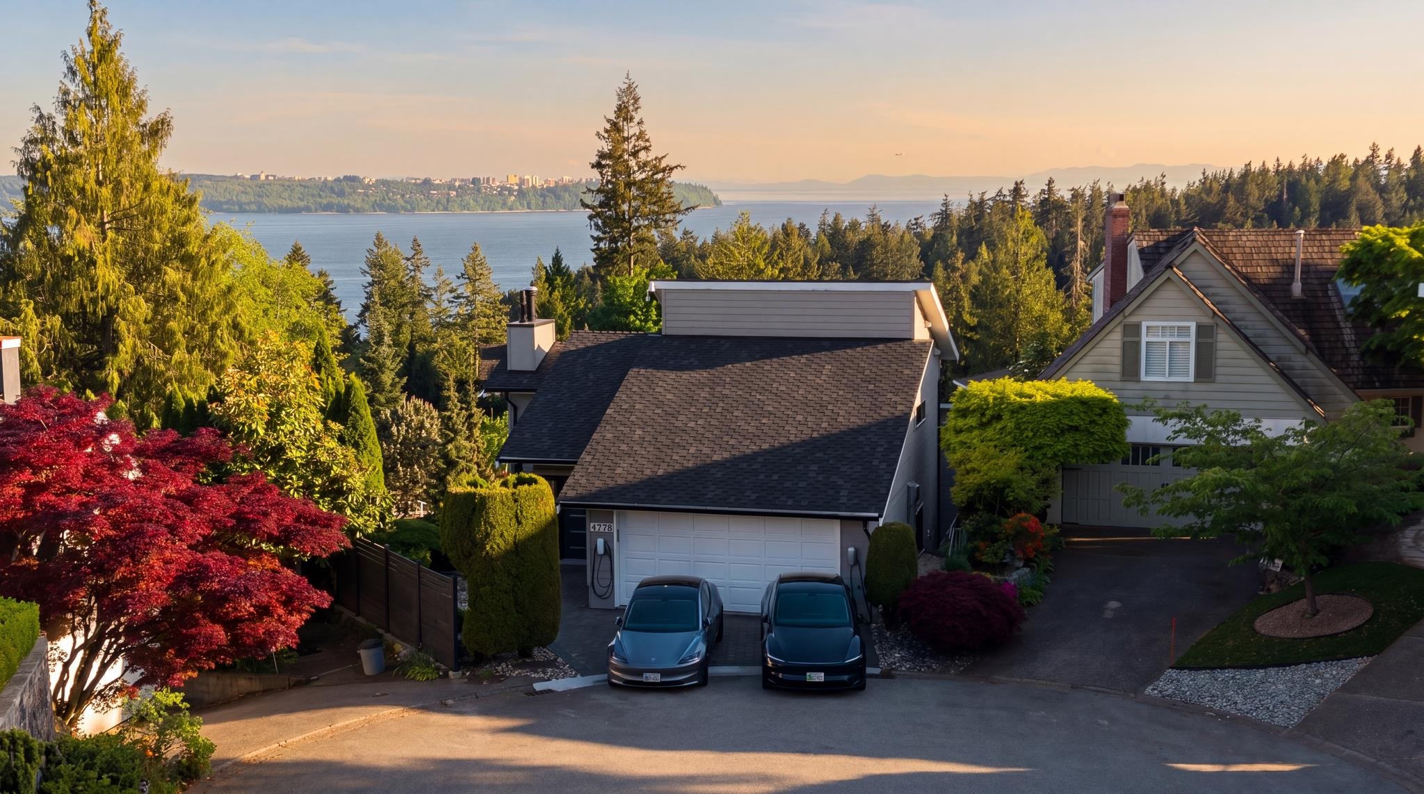 4778 Meadfeild Court, West Vancouver, BC, V7W 2Y3