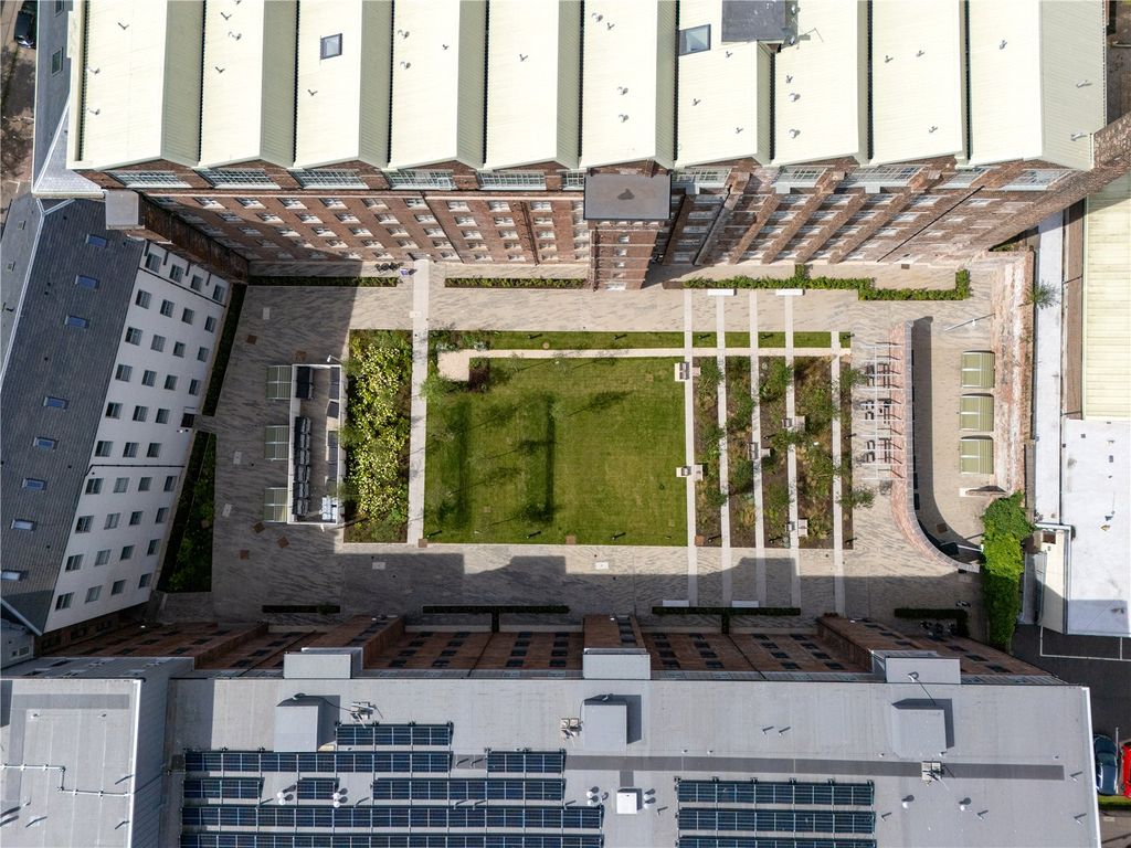 Additional image 13 of 2 bed flat for saleCottonyards, Old Rutherglen Road, New Gorbals, Glasgow G5