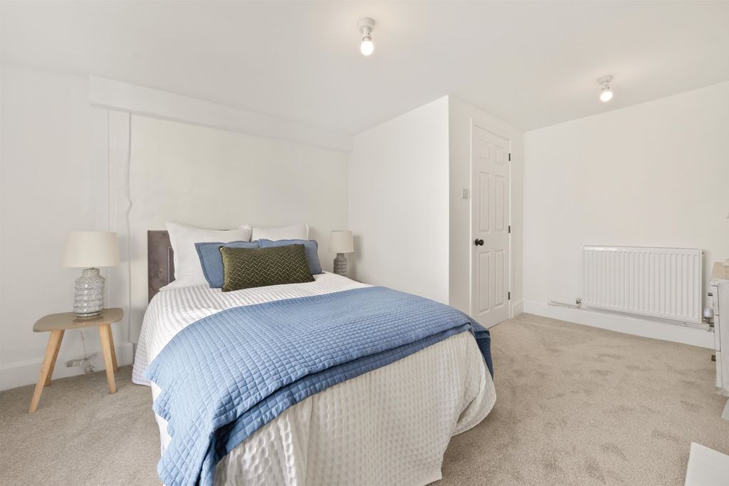 Additional image 11 of 3 bed flat for saleHigh Street, Ross-On-Wye, Herefordshire HR9