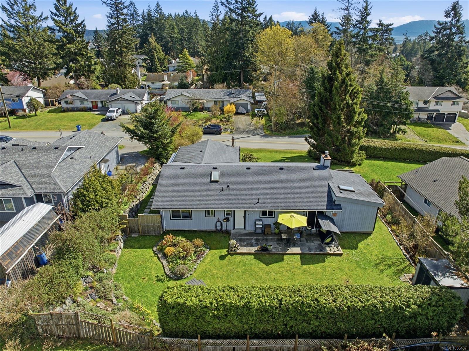 Additional image 4 of 6728 Eakin Drive, Sooke, BC, V9Z 0V4