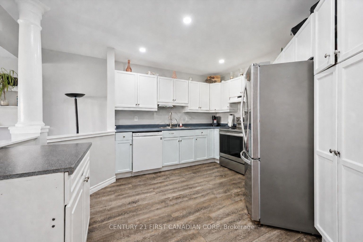 34 Waxwing Crescent, Guelph, ON, N1C 1E3 photo 3