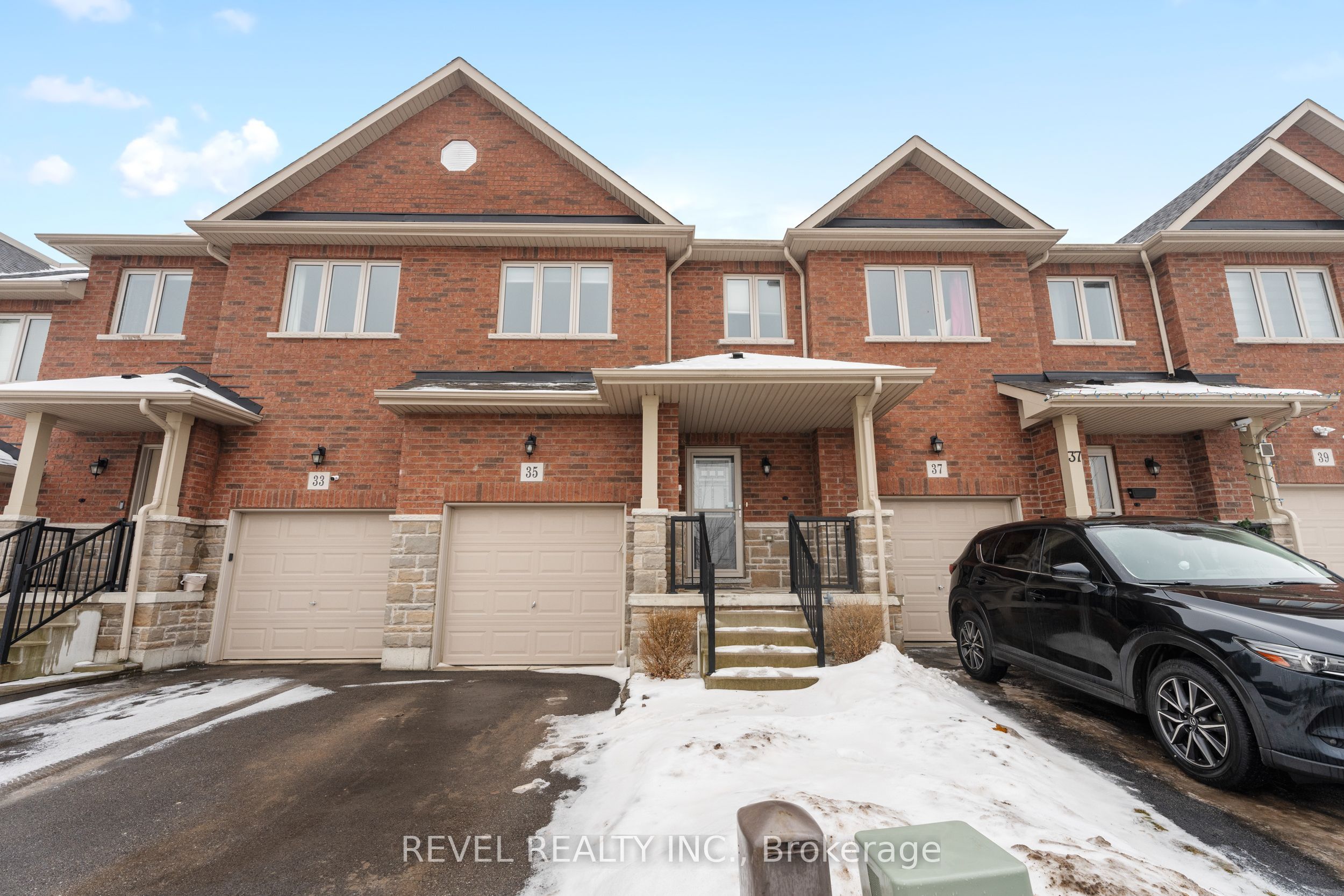 35 Sunset Way, Thorold, ON, L0S 1A0