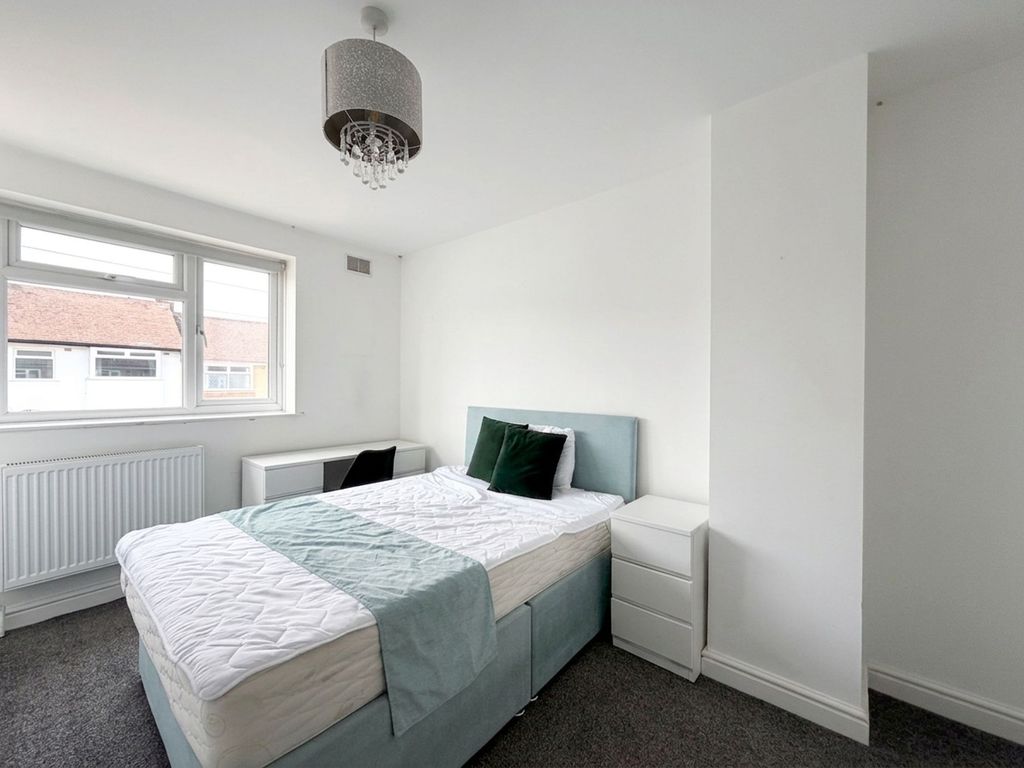Additional image 7 of 4 bed terraced house to rentMortimer Road, Filton BS34