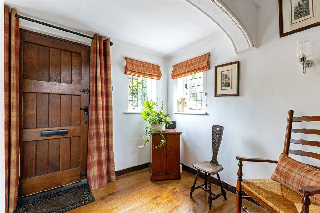 Additional image 4 of 5 bed detached house for saleChurch Road, Barton-Le-Clay, Bedford, Bedfordshire MK45