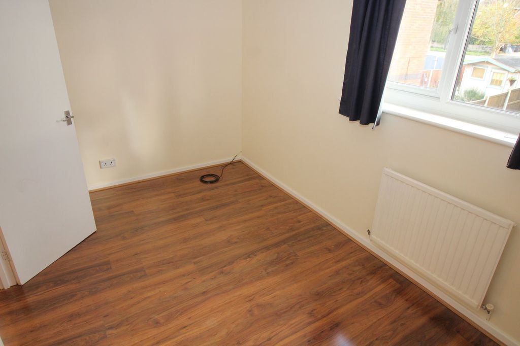 Additional image 6 of Semi-detached house to rentLarkspur Close, Chester, Cheshire West And Ches CH4