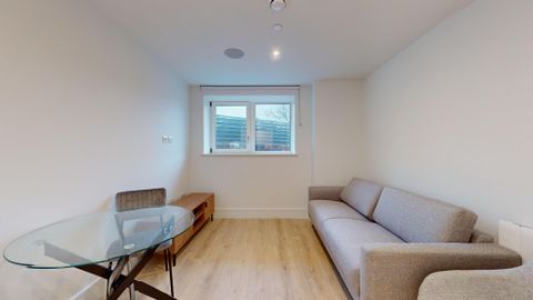 Beverley Way, New Malden SW20