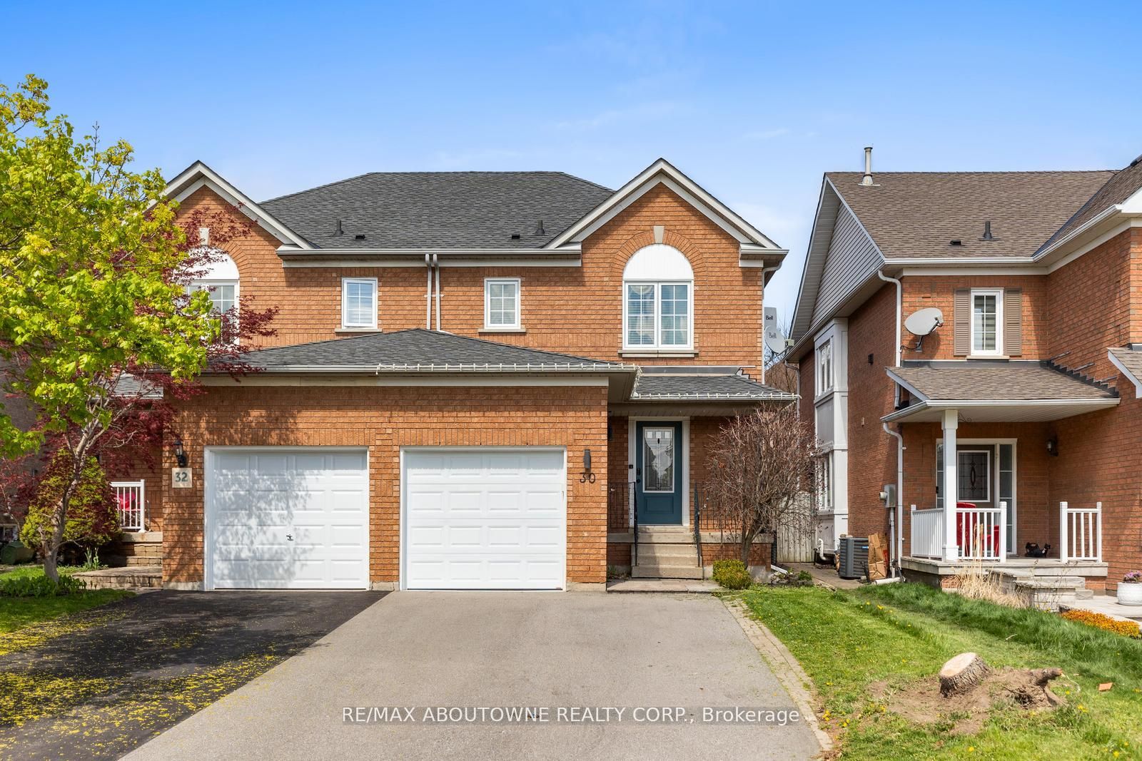 30 Harnesworth Crescent, Hamilton, ON, L8B 0J3 photo 2