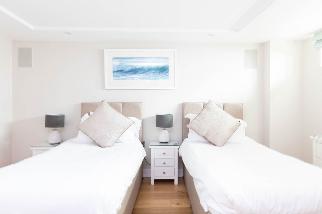 Additional image 16 of 7 bed detached house for saleTrevean Way, Newquay TR7