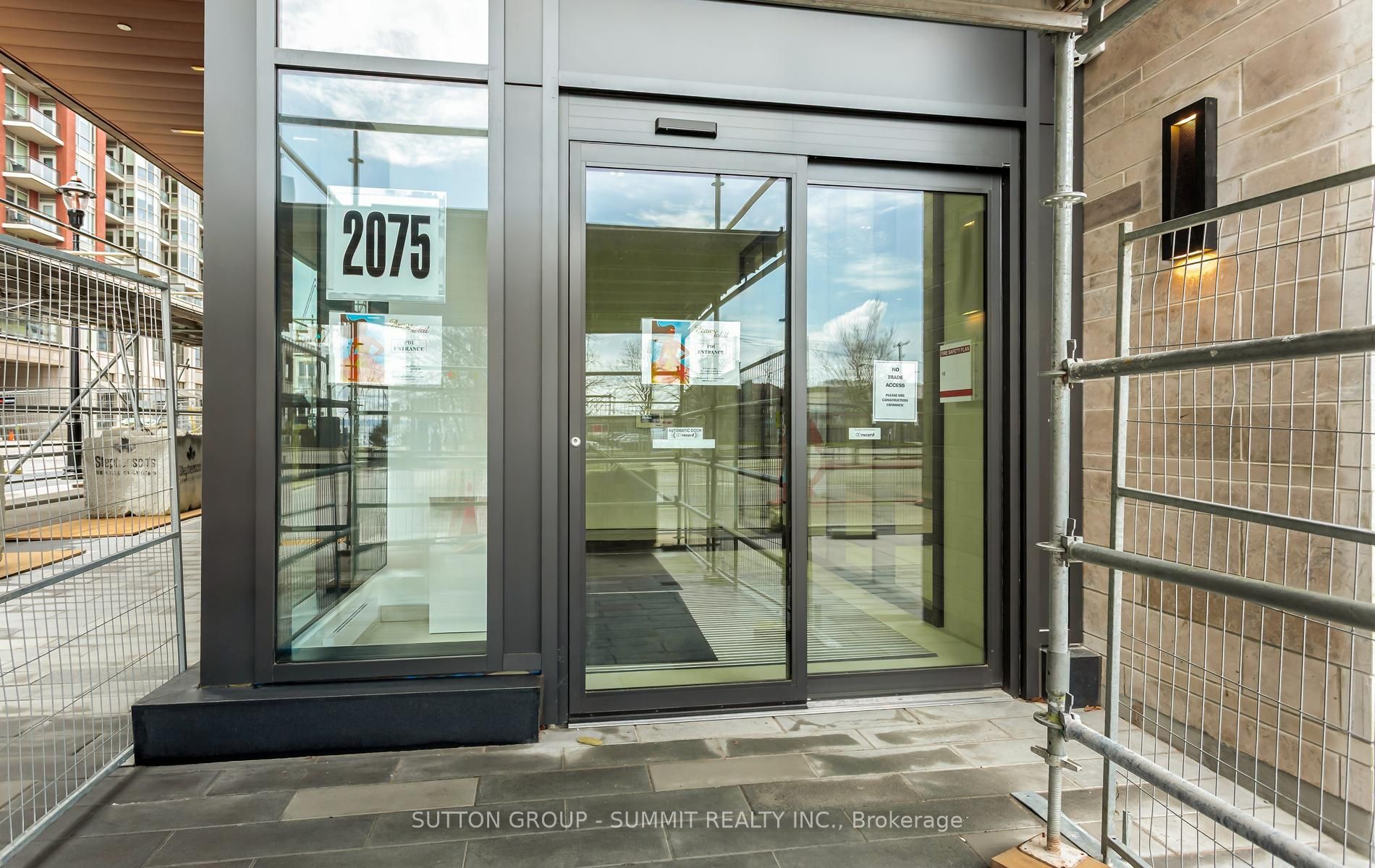 Additional image 2 of 1402-2075 Lakeshore Road, Burlington, ON, L7R 0H3