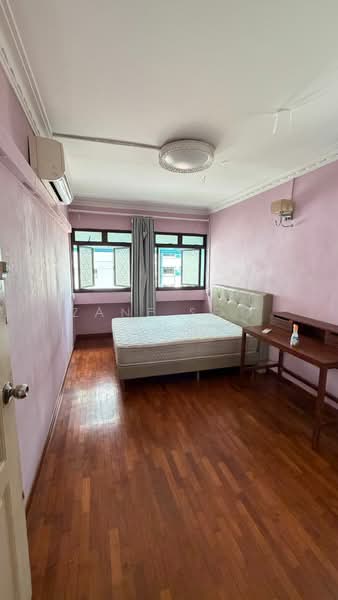 963 Hougang Avenue 9 photo 4
