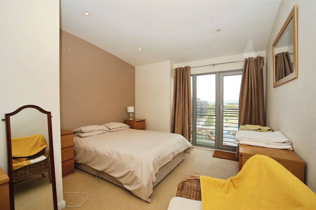 Additional image 7 of 3 bed penthouse for salePierhead View, Penarth CF64